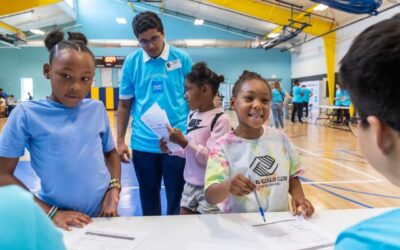 Charles Schwab Brings “Reality Store” to the Home Club